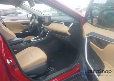 2019 Toyota Rav4 Le z USA, uszkodzony, nr VIN 2T3H1RFV2KW044121